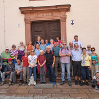 Gruppenbilde der 60plus-Wanderer im Kloster Himmelthal